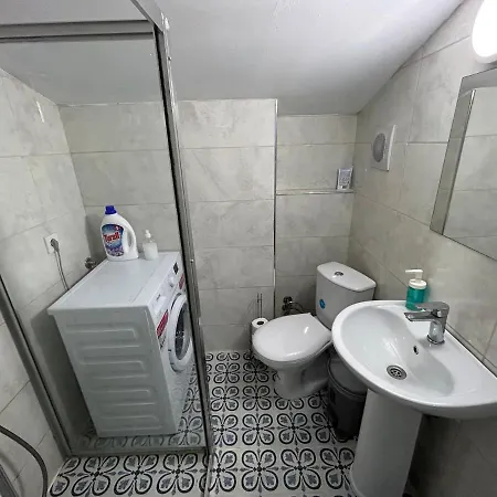 Penthouse In 5th Floor In Taksim Apartment *